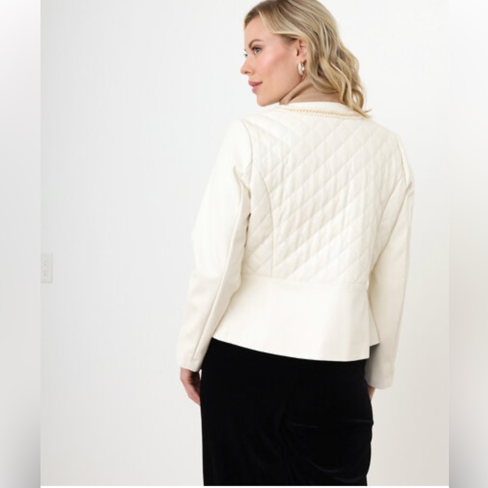 Cleo NWT  Quilted Vegan Leather French Jacket size MP. - Picture 5 of 12